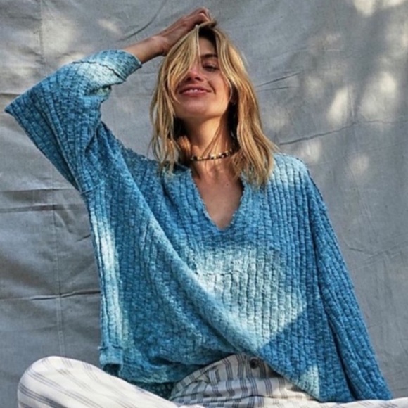 Free People Sweater Baja Babe Hooded Hacci Bell Sleeve Cerulean Blue - Picture 10 of 13